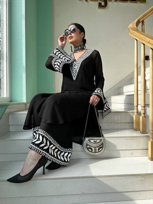 BLACK FAUX GEORGETTE APPLE-CUT EMBROIDERED KURTA SET WITH BOTTOM AND DUPATTA